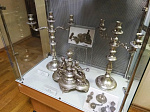 В Кировский областной краеведческий музей имени П.В. Алабина вернулись отреставрированные ценные экспонаты 